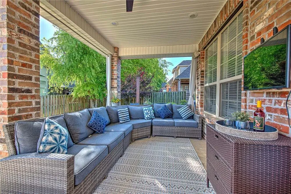 6605 SOUTH WILLOWRIDGE LANE, Rogers, AR 72758
