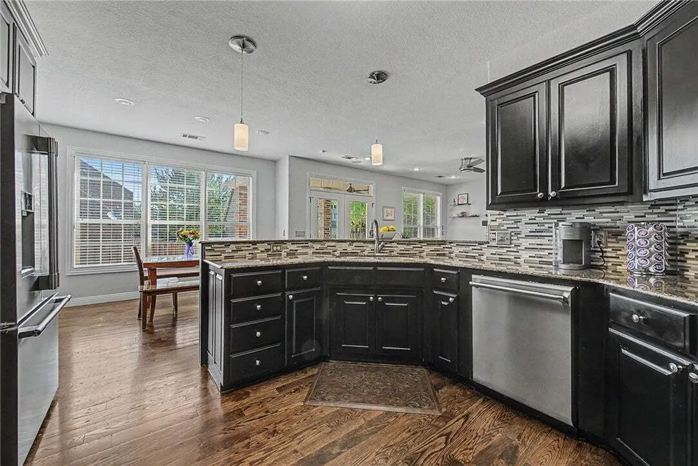 6605 SOUTH WILLOWRIDGE LANE, Rogers, AR 72758