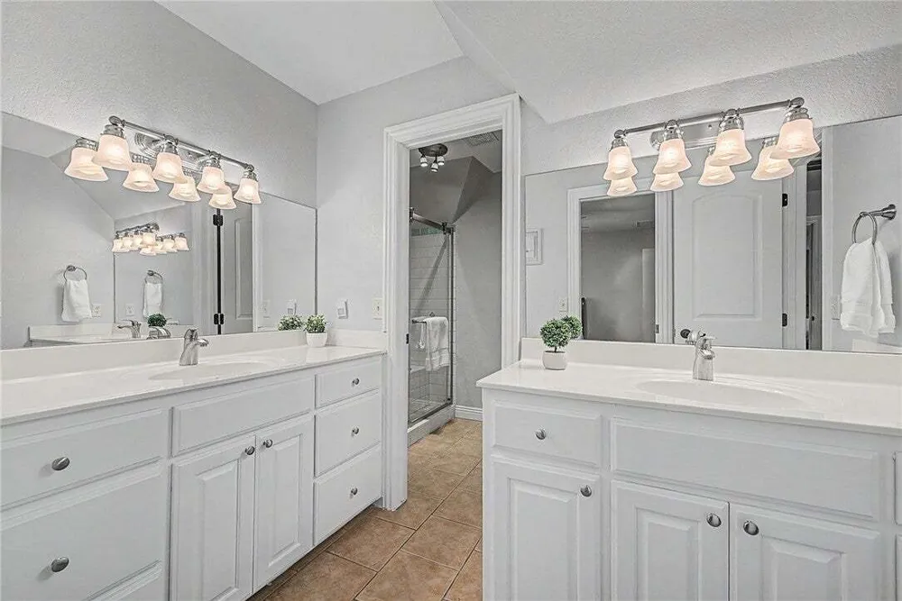 6605 SOUTH WILLOWRIDGE LANE, Rogers, AR 72758