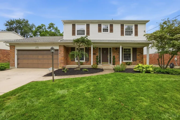 2101 Berrypatch Dr, Cincinnati, OH 45244
