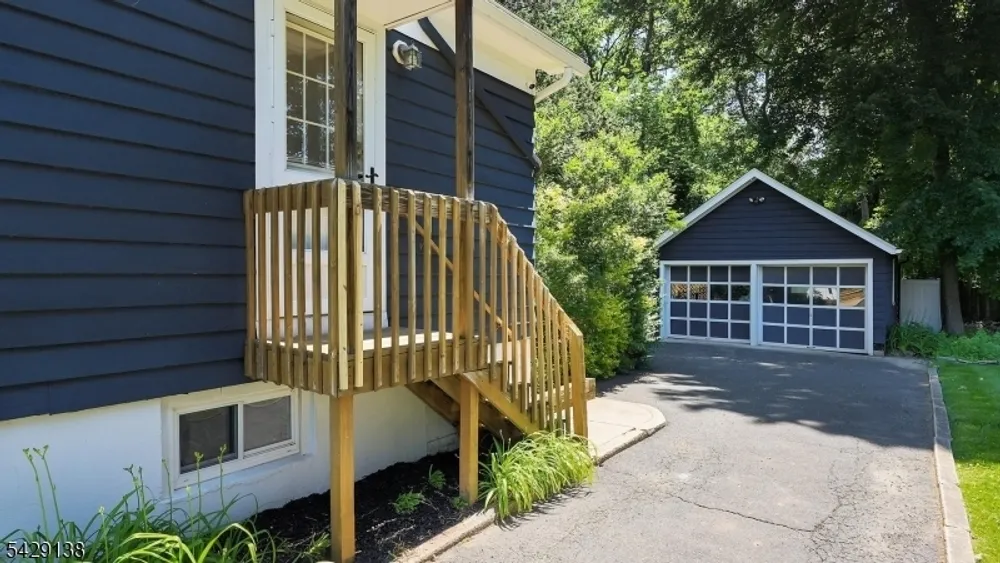 110 Orange Ave, Union, Cranford Township, NJ 07016