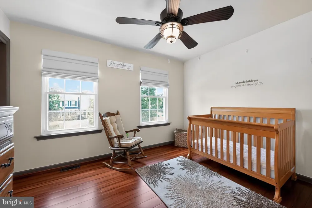 203 Glenview Dr, Warrington, PA 18976
