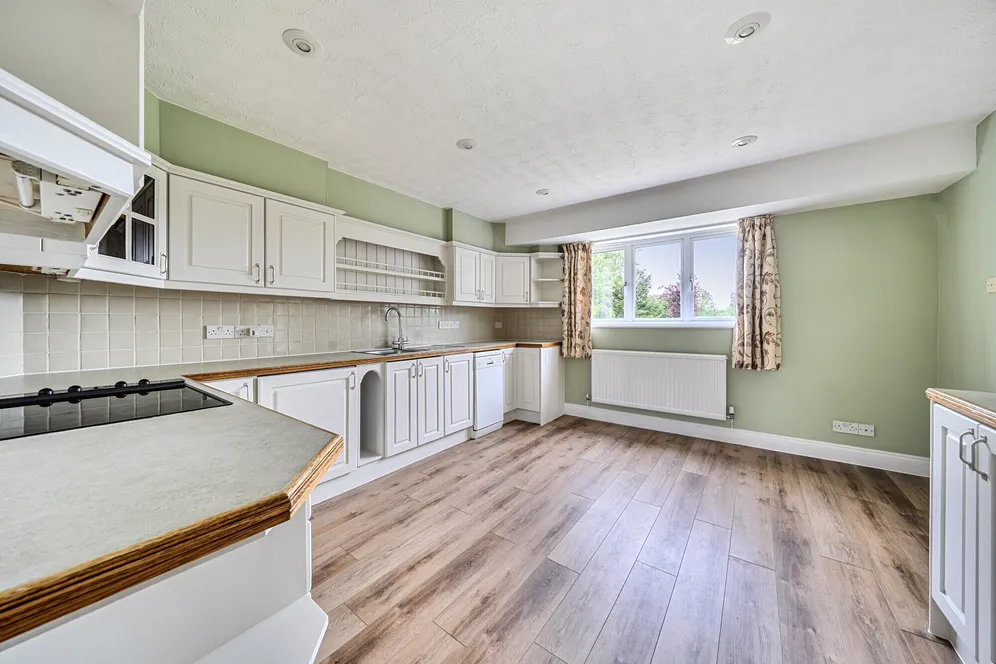 Heytesbury, Warminster, BA12 photo 6