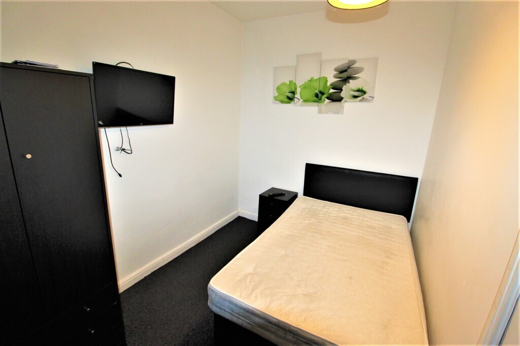 Vine Street, Coventry, CV1 5NH Image 7