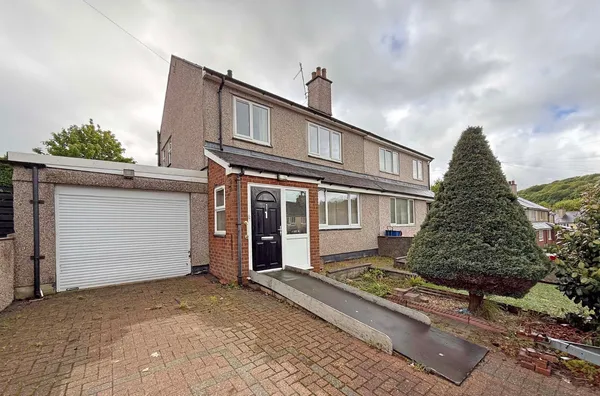 Ffordd Dolafon, Llangefni, Isle of Anglesey, LL77