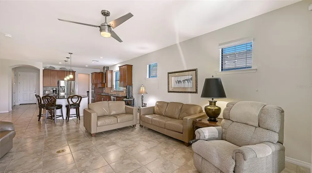 5341 Sundew Dr, Sarasota, FL 34238