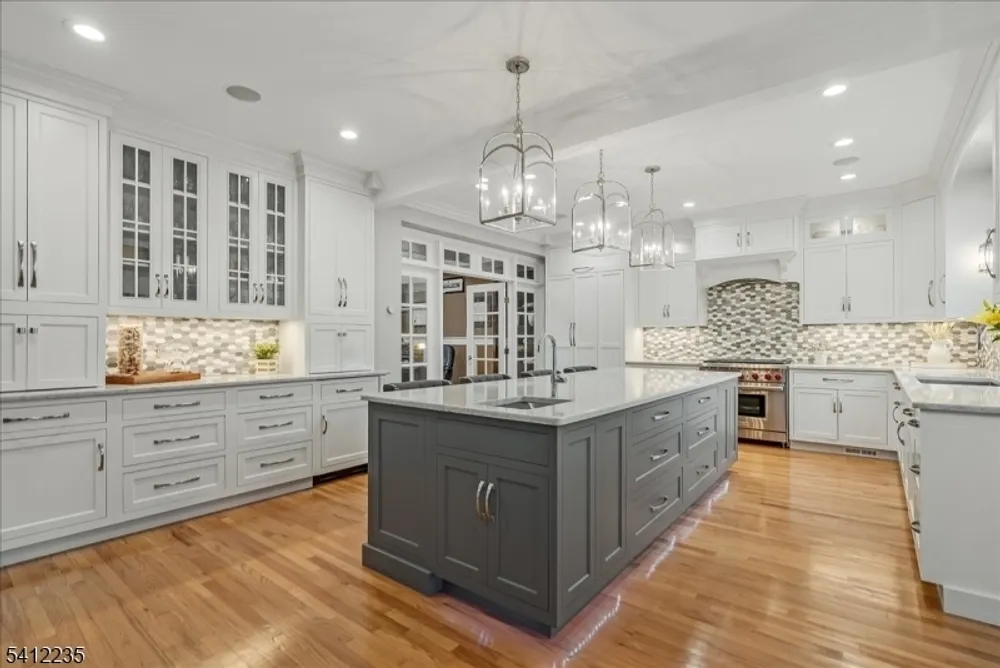 756 Clarence St, Westfield, NJ 07090