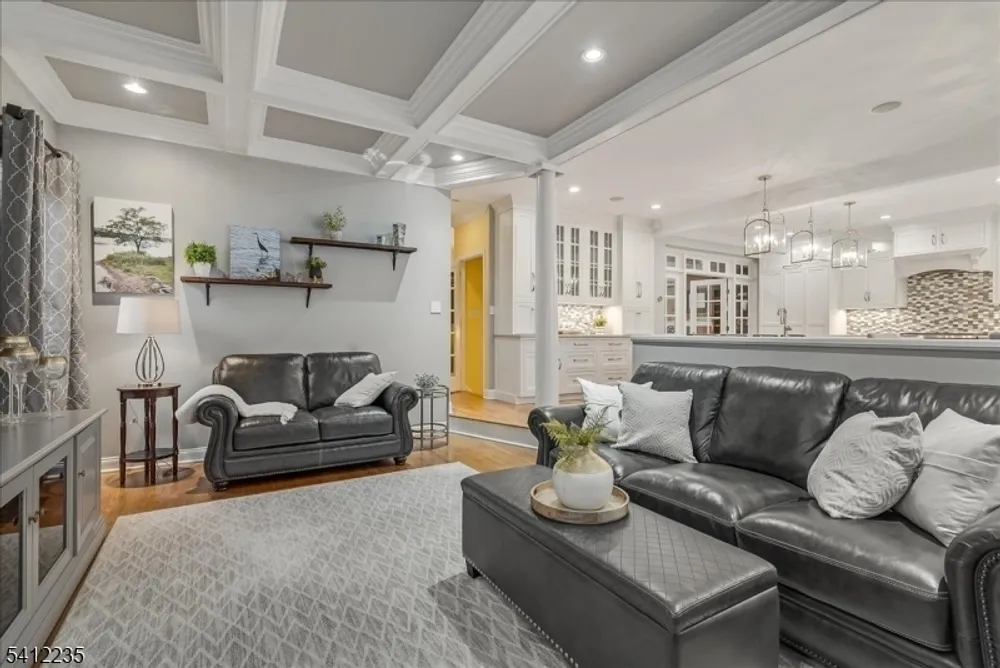 756 Clarence St, Westfield, NJ 07090