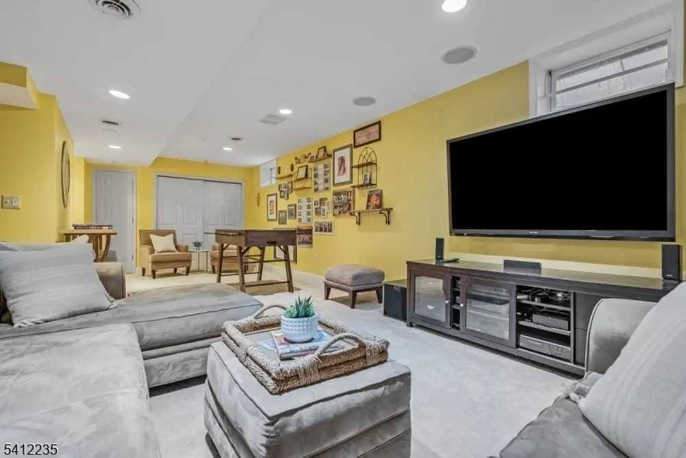 756 Clarence St, Westfield, NJ 07090