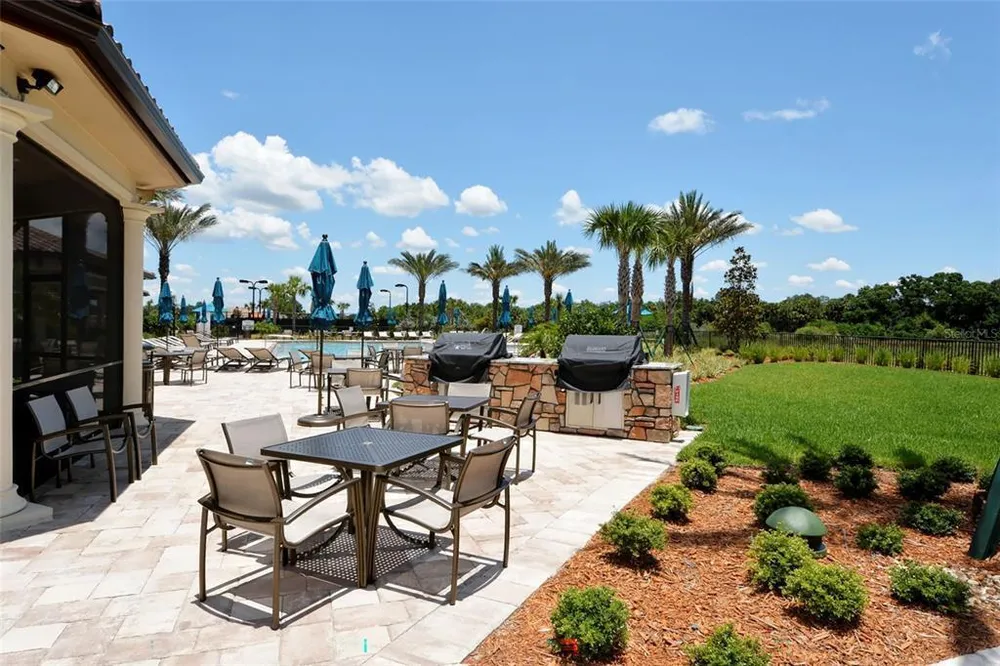 5341 Sundew Dr, Sarasota, FL 34238