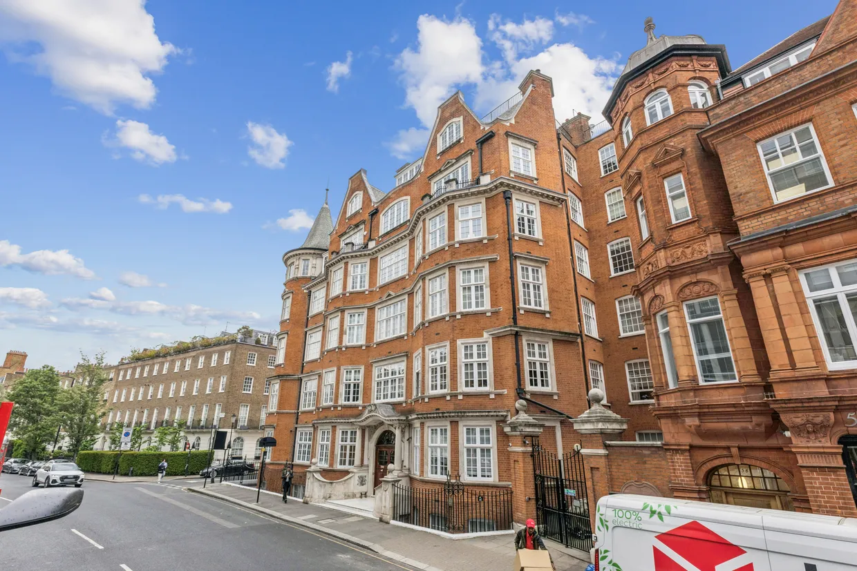 Cliveden Place, London, SW1W photo 10