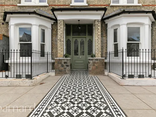 Longley Road, LONDONphoto