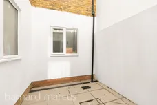 Longley Road, LONDON