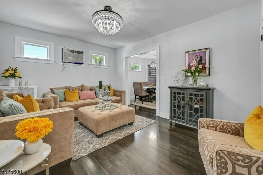 277 Madison Ave, Clifton, NJ 07011