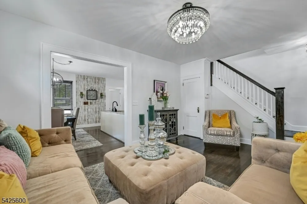 277 Madison Ave, Clifton, NJ 07011