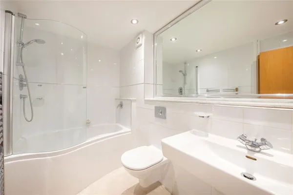 Becketts Place, Kingston Upon Thames, KT1 photo 11