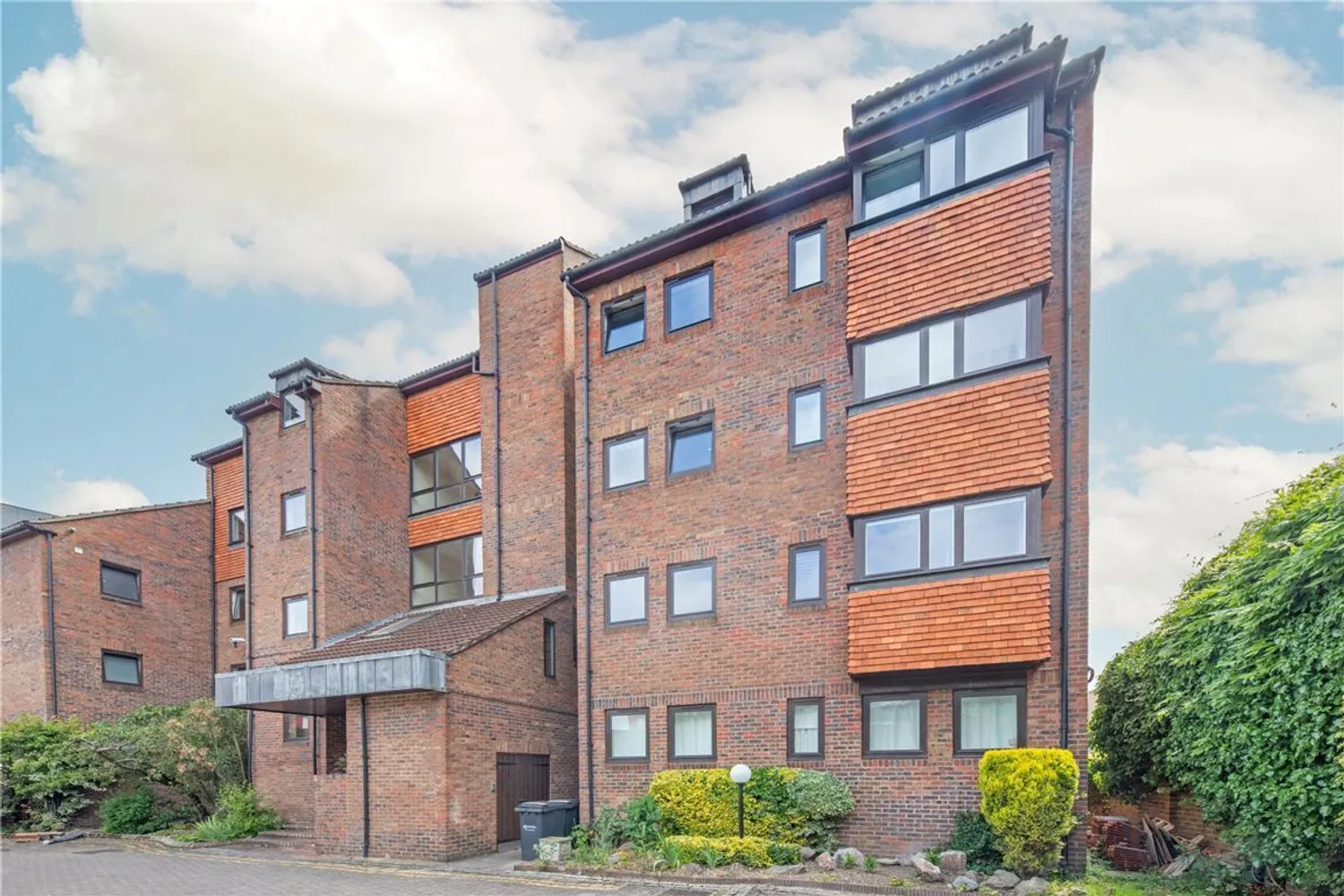 Becketts Place, Kingston Upon Thames, KT1 photo 12