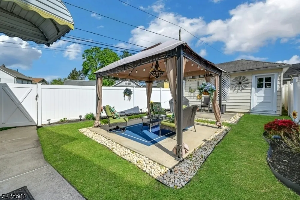 277 Madison Ave, Clifton, NJ 07011