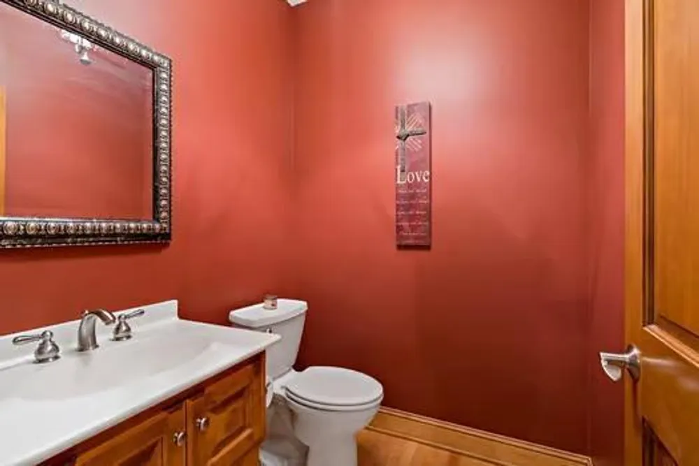 206 Stonebridge Ln, Lilydale, MN 55118