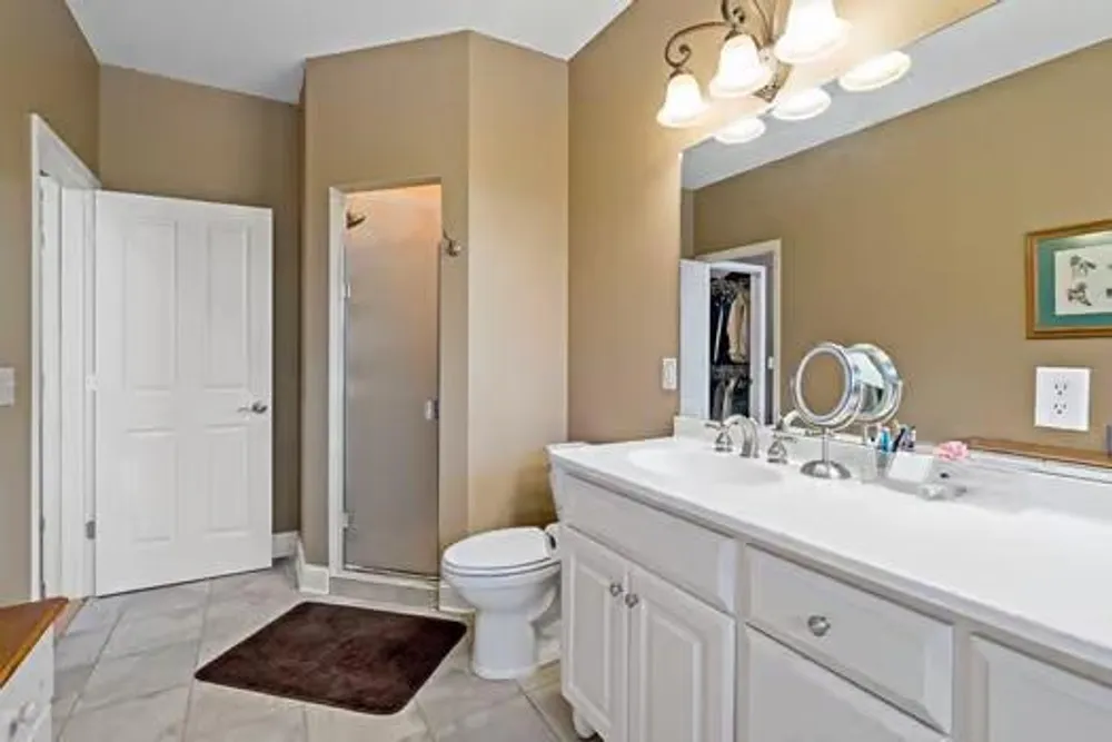 206 Stonebridge Ln, Lilydale, MN 55118