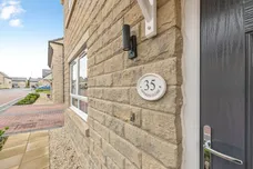 Siderite Close, Emley, Huddersfield