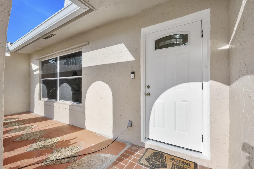 4020 NW 113th Ave, Coral Springs, FL 33065