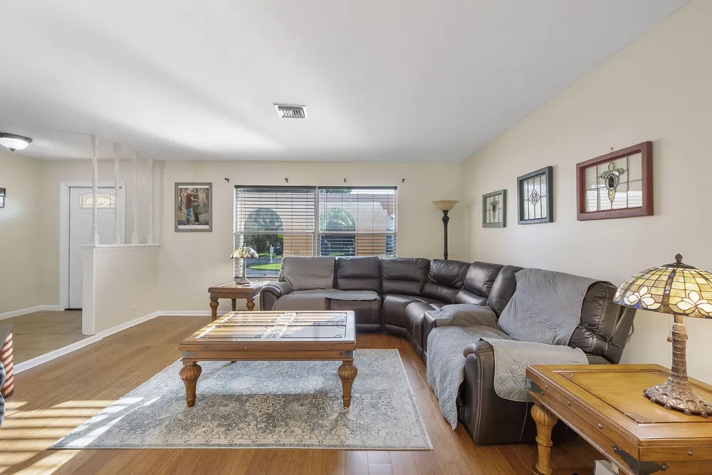 4020 NW 113th Ave, Coral Springs, FL 33065