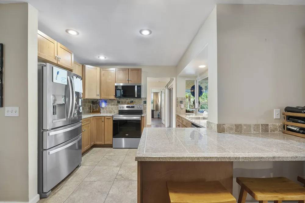 4020 NW 113th Ave, Coral Springs, FL 33065