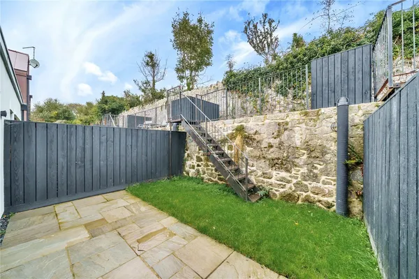 Lovering Dry, Charlestown, PL25 photo 13