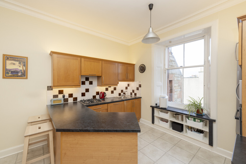 100 Craiglea Drive, Morningside, Edinburgh, EH10 5PN Image 9