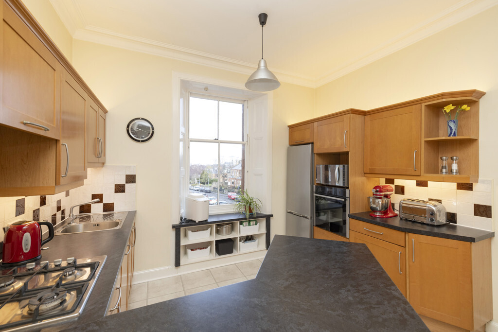 100 Craiglea Drive, Morningside, Edinburgh, EH10 5PN Image 10