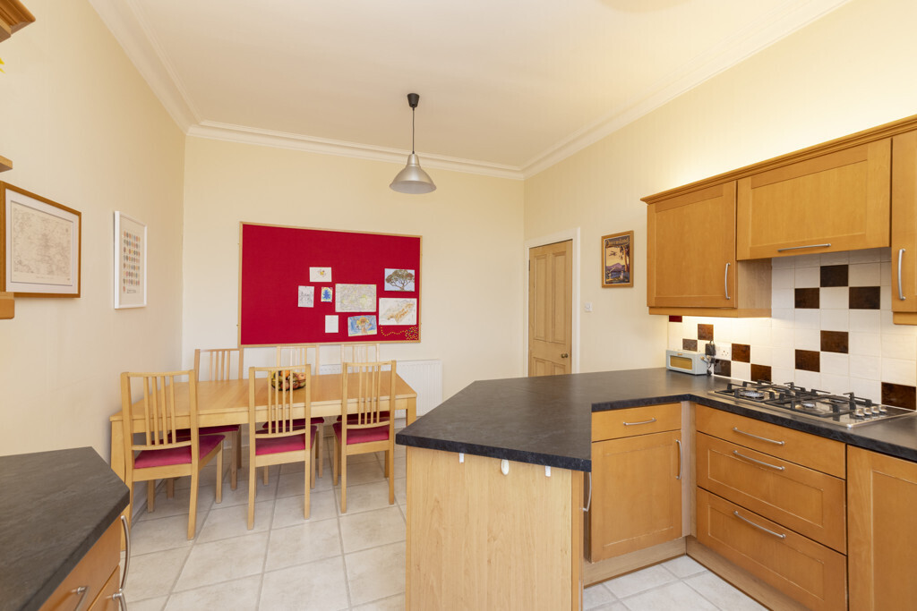 100 Craiglea Drive, Morningside, Edinburgh, EH10 5PN Image 11