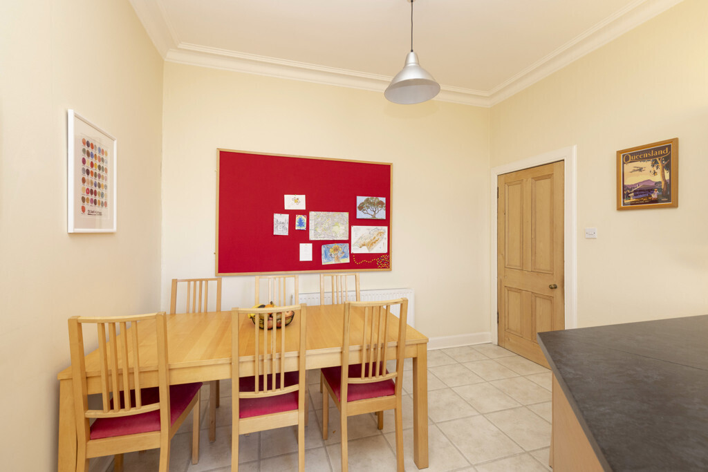 100 Craiglea Drive, Morningside, Edinburgh, EH10 5PN Image 12