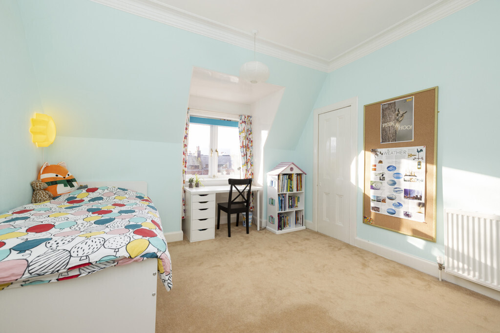 100 Craiglea Drive, Morningside, Edinburgh, EH10 5PN Image 19