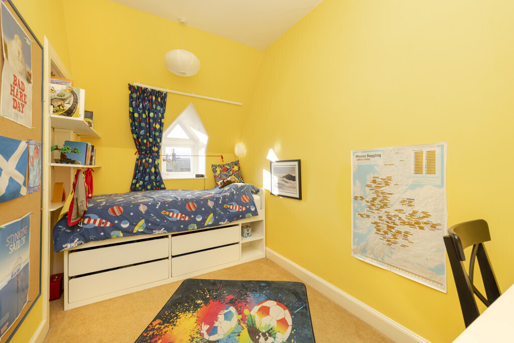 100 Craiglea Drive, Morningside, Edinburgh, EH10 5PN Image 21
