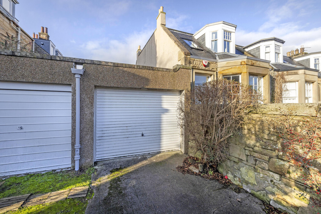 100 Craiglea Drive, Morningside, Edinburgh, EH10 5PN Image 35