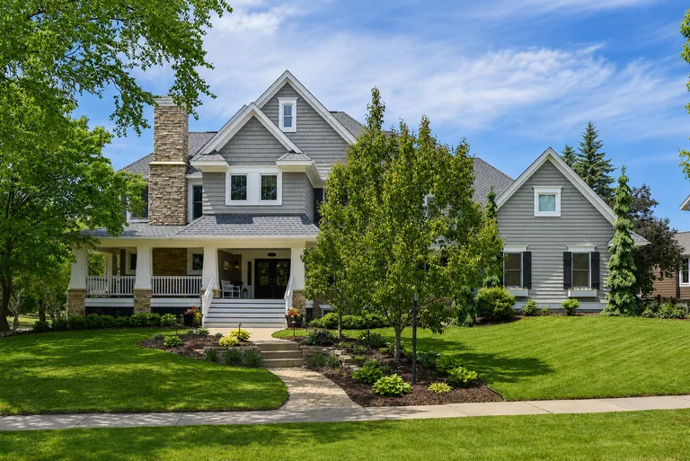 3312 Crestmoor Bay, Woodbury, MN 55125