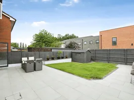 Lavender Drive, Rudheath, Northwich thumb 3