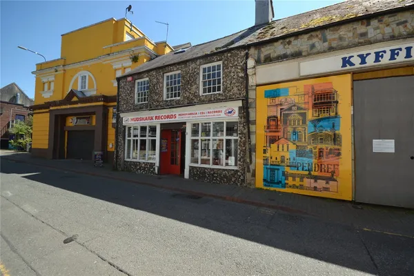 High Street, Bangor, Gwynedd, LL57