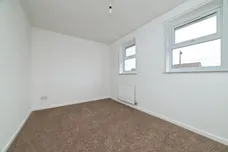 James Niven Court, Hull