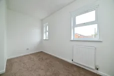 James Niven Court, Hull