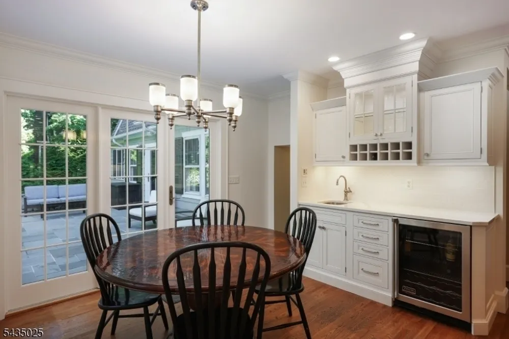 564 Highland Ave, Westfield, NJ 07090