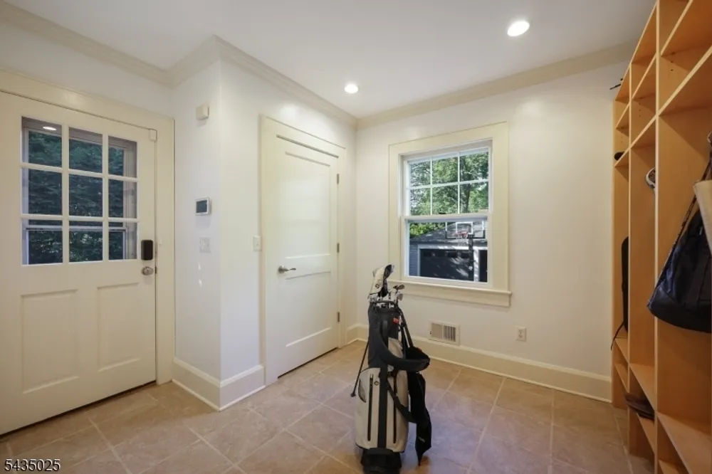 564 Highland Ave, Westfield, NJ 07090