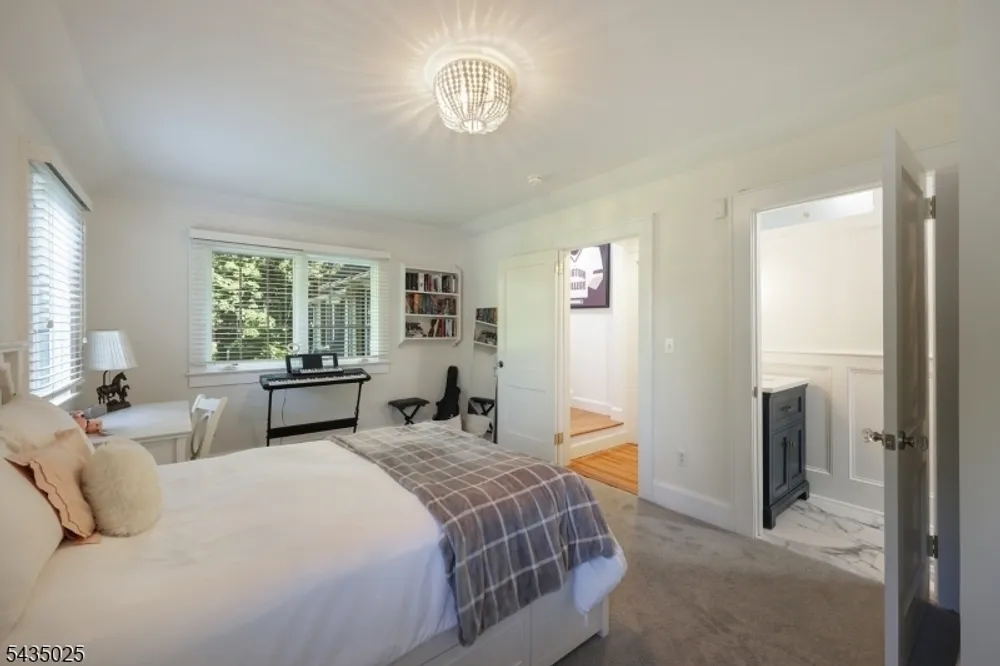 564 Highland Ave, Westfield, NJ 07090