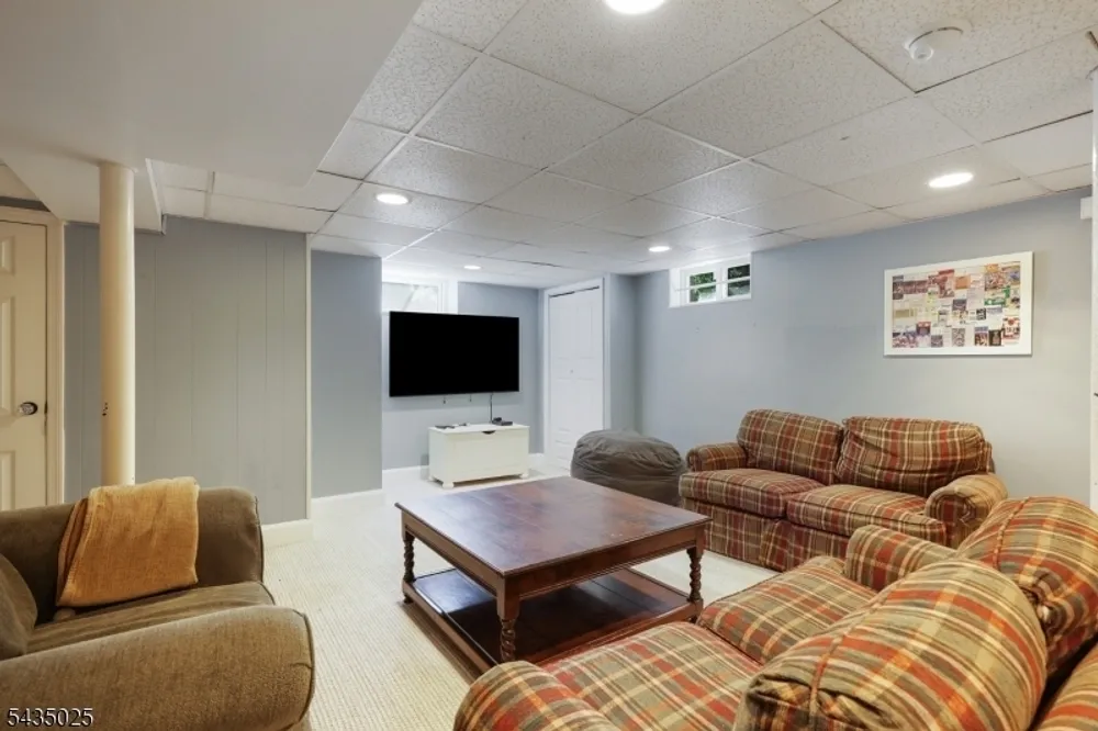 564 Highland Ave, Westfield, NJ 07090