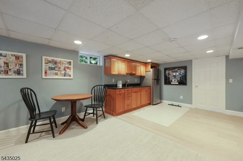 564 Highland Ave, Westfield, NJ 07090