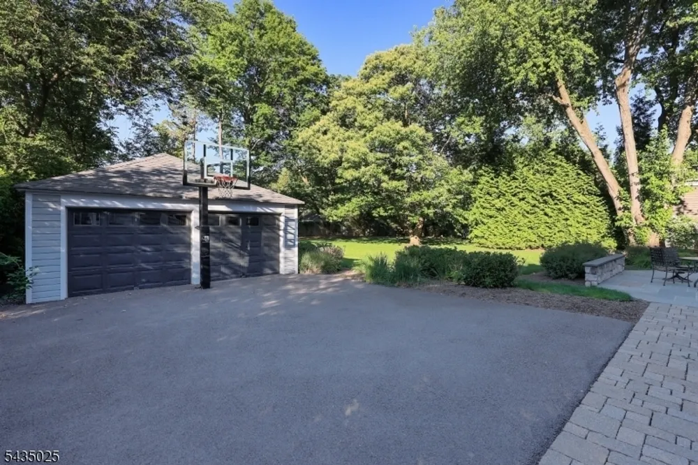 564 Highland Ave, Westfield, NJ 07090