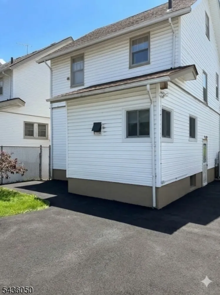 9 Sunset Terrace, Irvington, NJ 07111