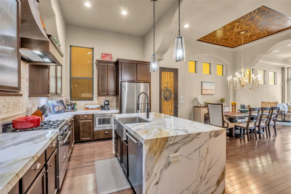 1819 W 24th St, Houston, TX 77008