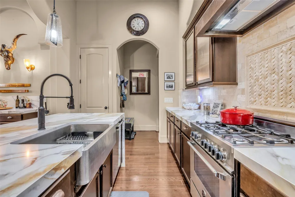 1819 W 24th St, Houston, TX 77008